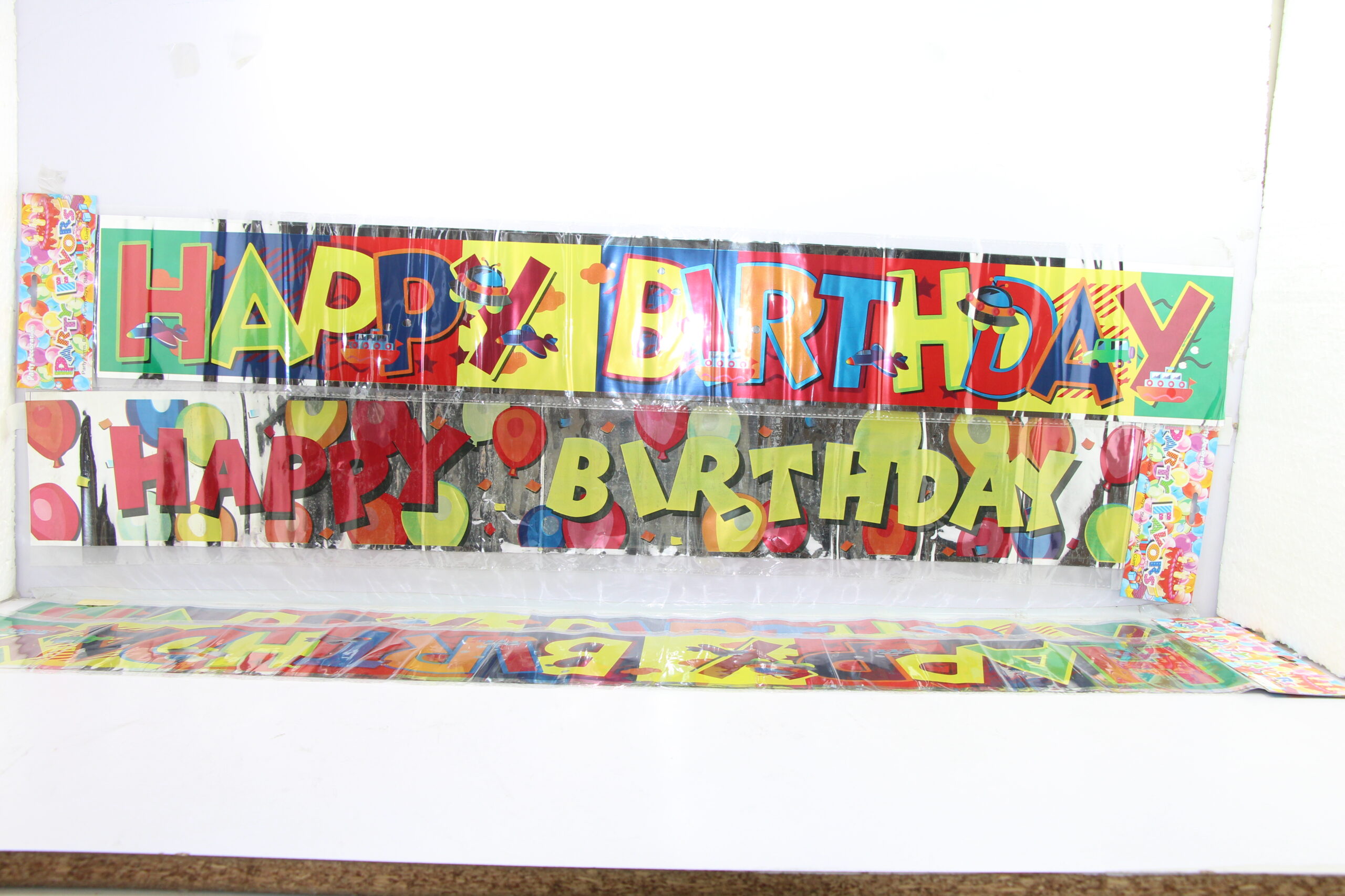 birthday items BIRTHDAY BANNER FOI