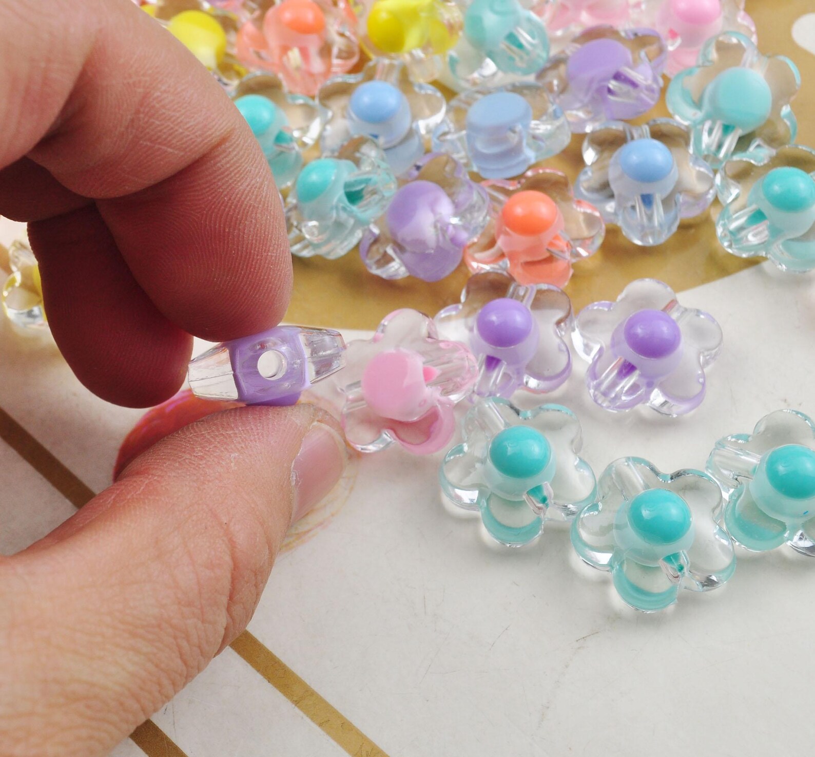 Transparent Flower Beads Bubblegum Beads Mix Color Flower Beads,Small Beads,Acrylic Flower Spacer Beads - Image 6